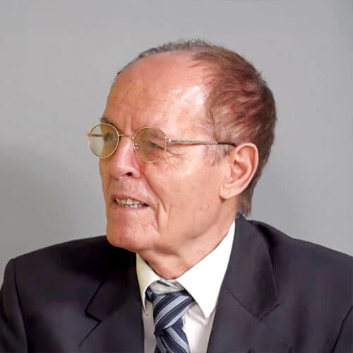 Dr. med.  Jordan Petrow